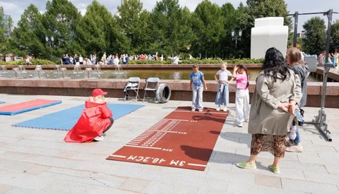 День физкультурника отметили возле Музея Победы