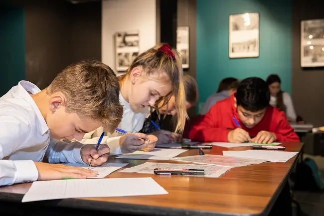 В Музее Победы пройдут занятия для школьников о добровольцах в годы войны