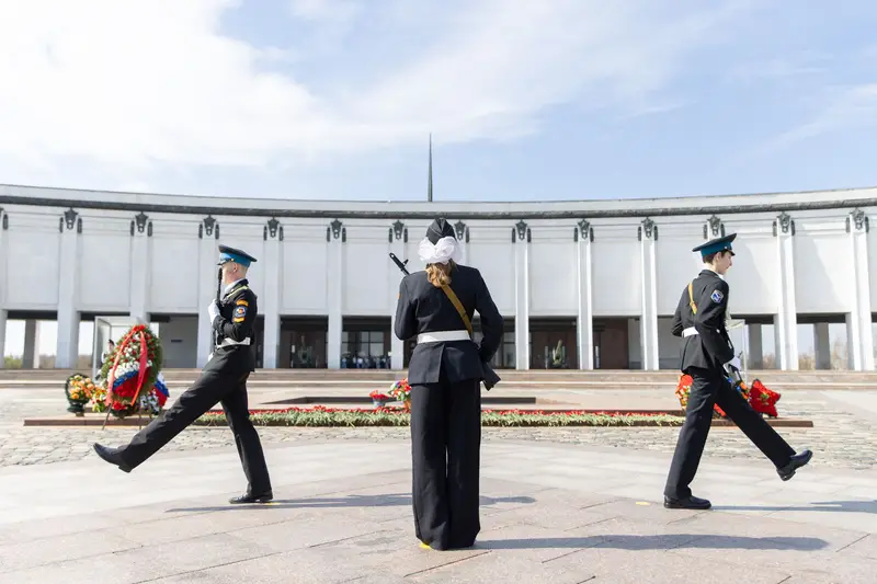 Годовщину парада на Красной Площади отметят в Музее Победы