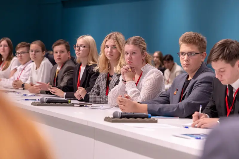 Юные активисты из 42 регионов России примут участие в Детском общественном совете Музея Победы