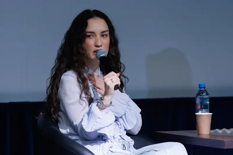 В Музее Победы участники клуба «Лето Побед» встретились с Викторией Дайнеко