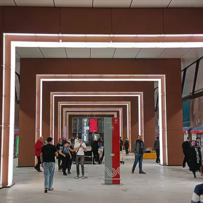 Академическая с пассажирами