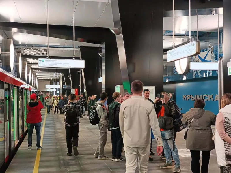 Крымская с пассажирами