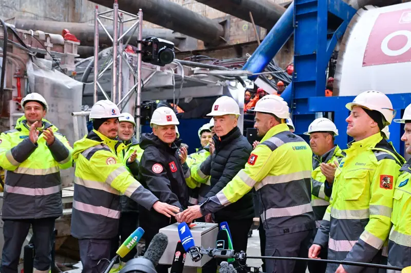 Завершающий этап строительства Троицкой линии метро: началась проходка первого перегонного тоннеля