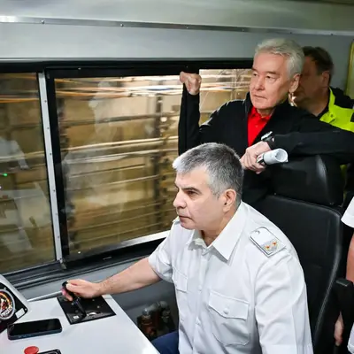 Мэр в кабине машиниста - Тех пуск Троицкой