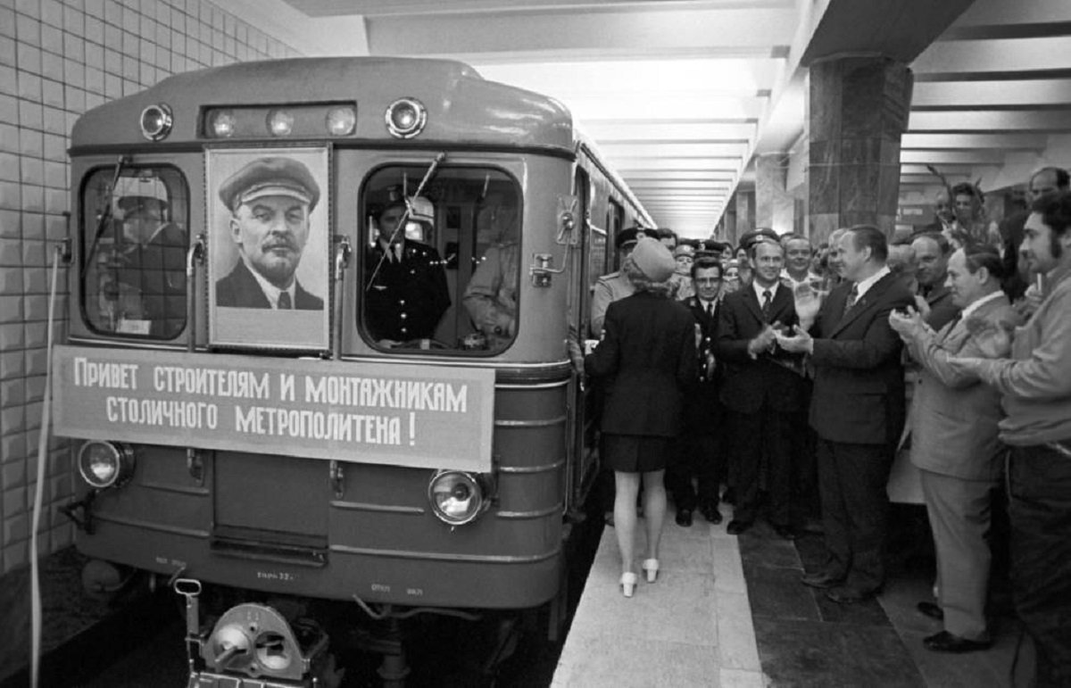 строители и монтажники