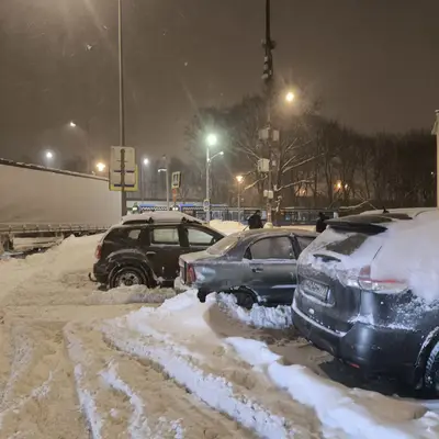 9 января - МЦД Мещерская - не может выехать автобусы и фура - 1