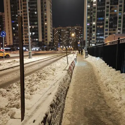 Ахматовой Чуковского - бетонные блоки