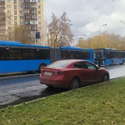 Автобусы на Солнцевском проспекте не могут проехать 3