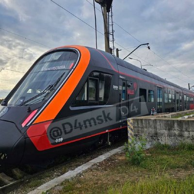 Черная Иволга в Апрелевке - головной вагон