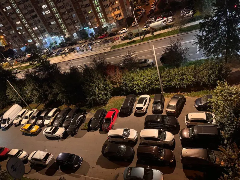 Гюльнар и трамбовка машин в Солнцево Парк - конец сентября