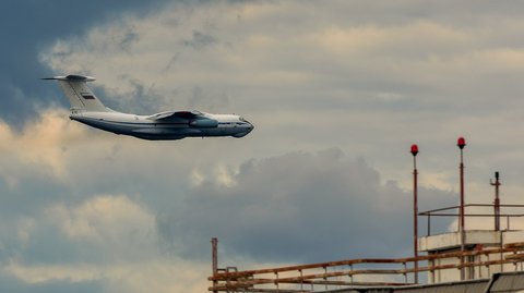 Ил-76 над Переделкино Ближнее от Дмитрия