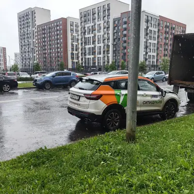Каршеринг разбитый в ПБ