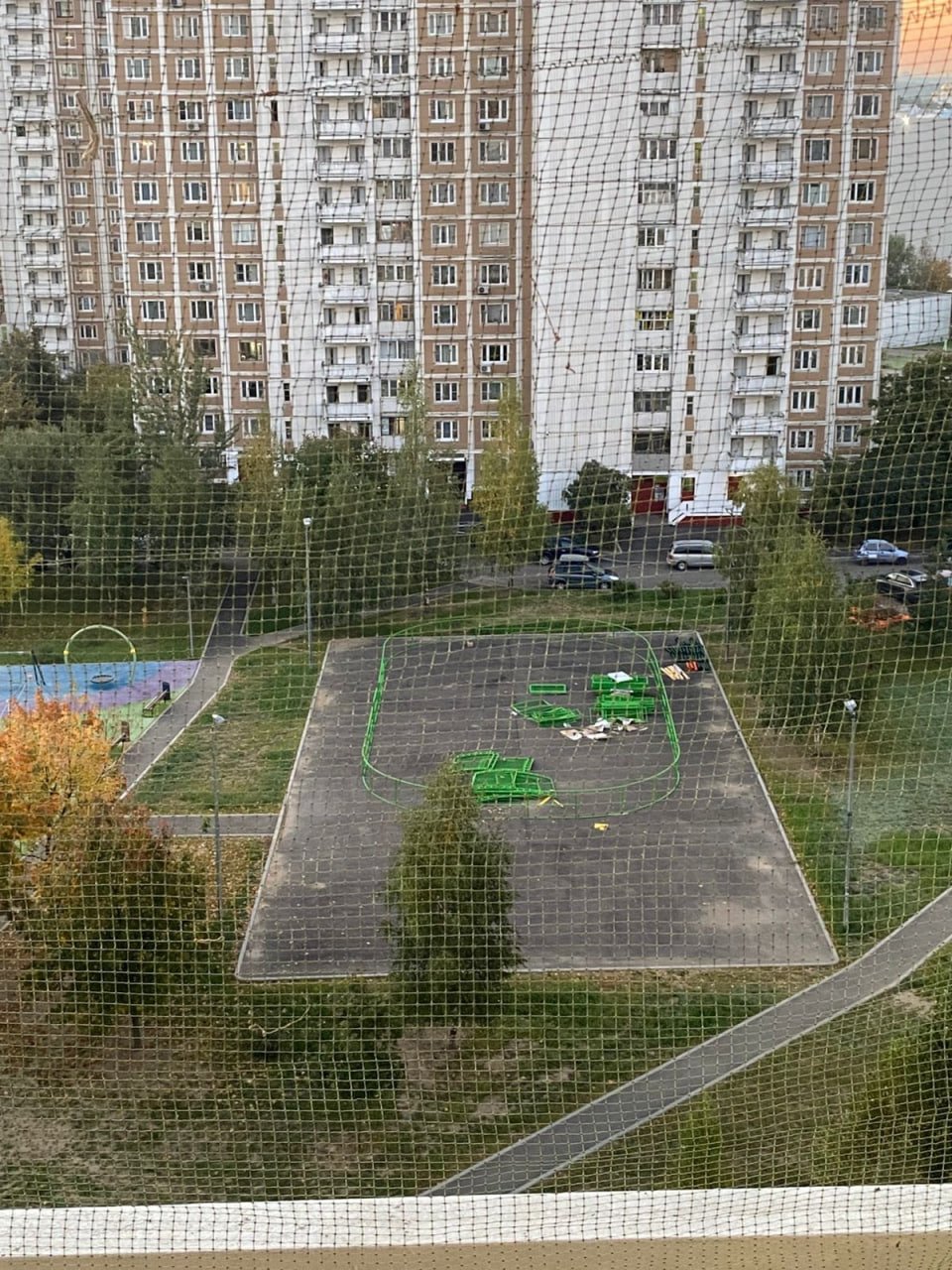 Первый этап установки маленькой коробки - Новопеределкинская улица