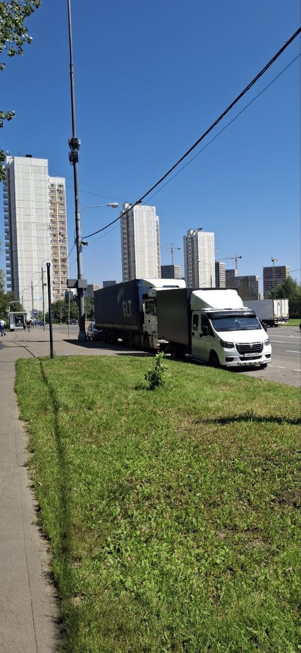 Промзона Орлово - Новоорловская улица - стоянка фур - 5