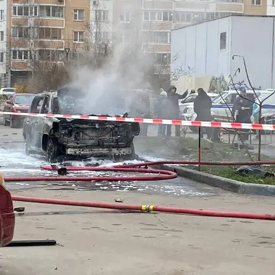 Сгорела машина в Московском - 2