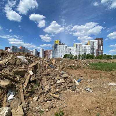 Строительный мусор вблизи Киевского шоссе