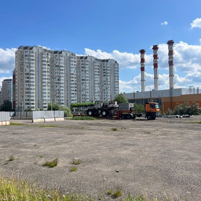 большую машину подвезли на тпу пыхтино